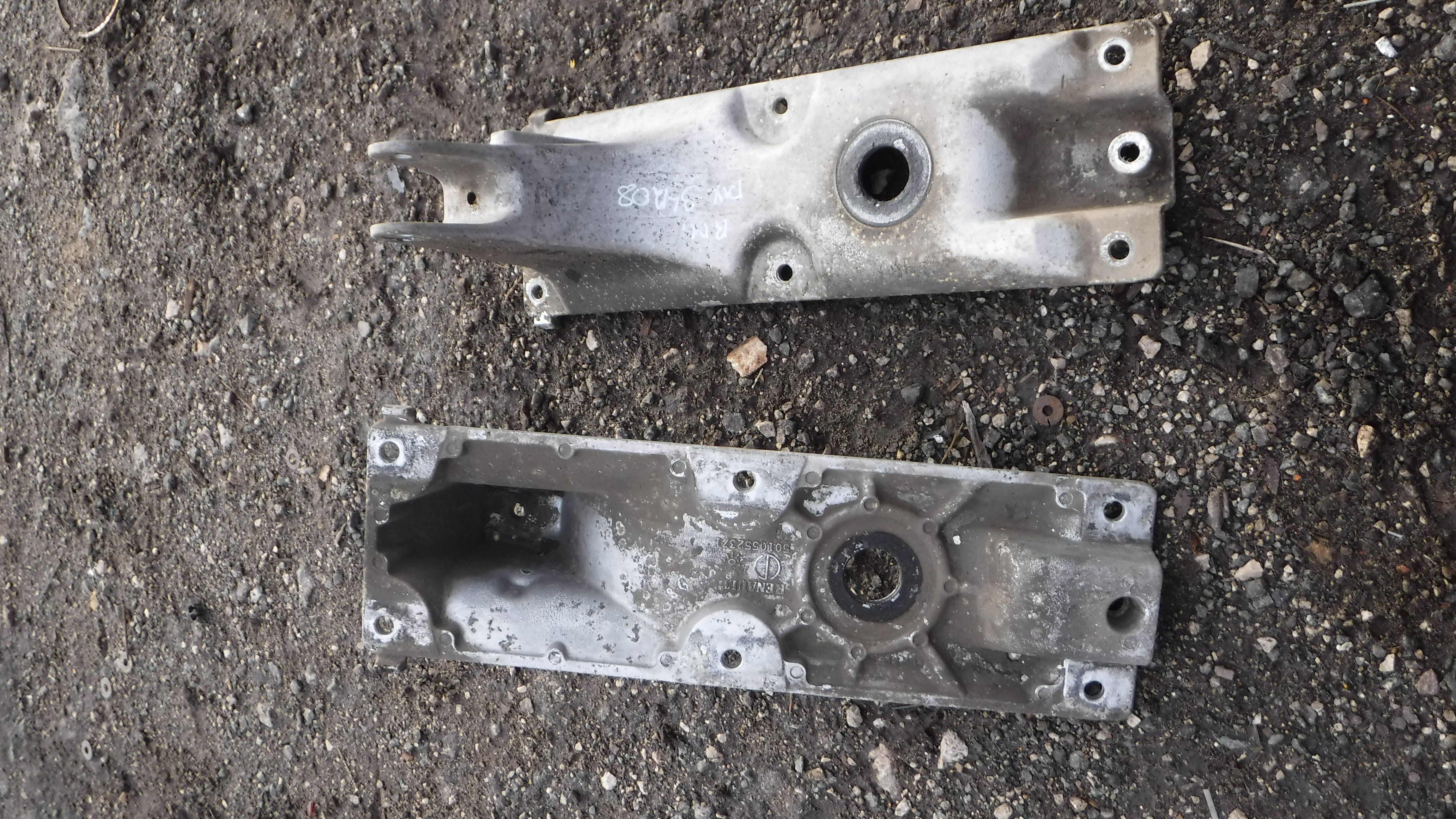 Кронштейн кабины задний 5010552371 Renault Magnum DXI12 2005